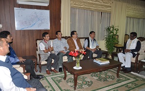 The Governor of Arunachal Pradesh Shri V. Shanganamuthan with The Chief Minister of Arunachal Pradesh Shri Pema Khandu, Deputy Chief Minister Shri Chowna Mein and Ministers of state at Raj Bhavan, Itanagar on 13th October 2016